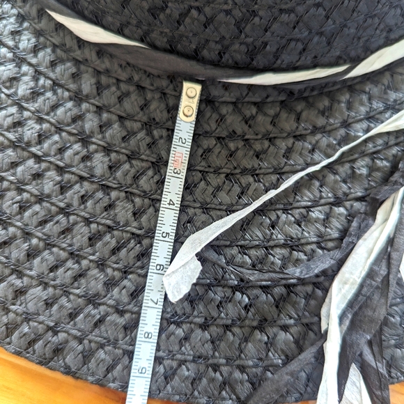 Hat - Picture 6 of 6